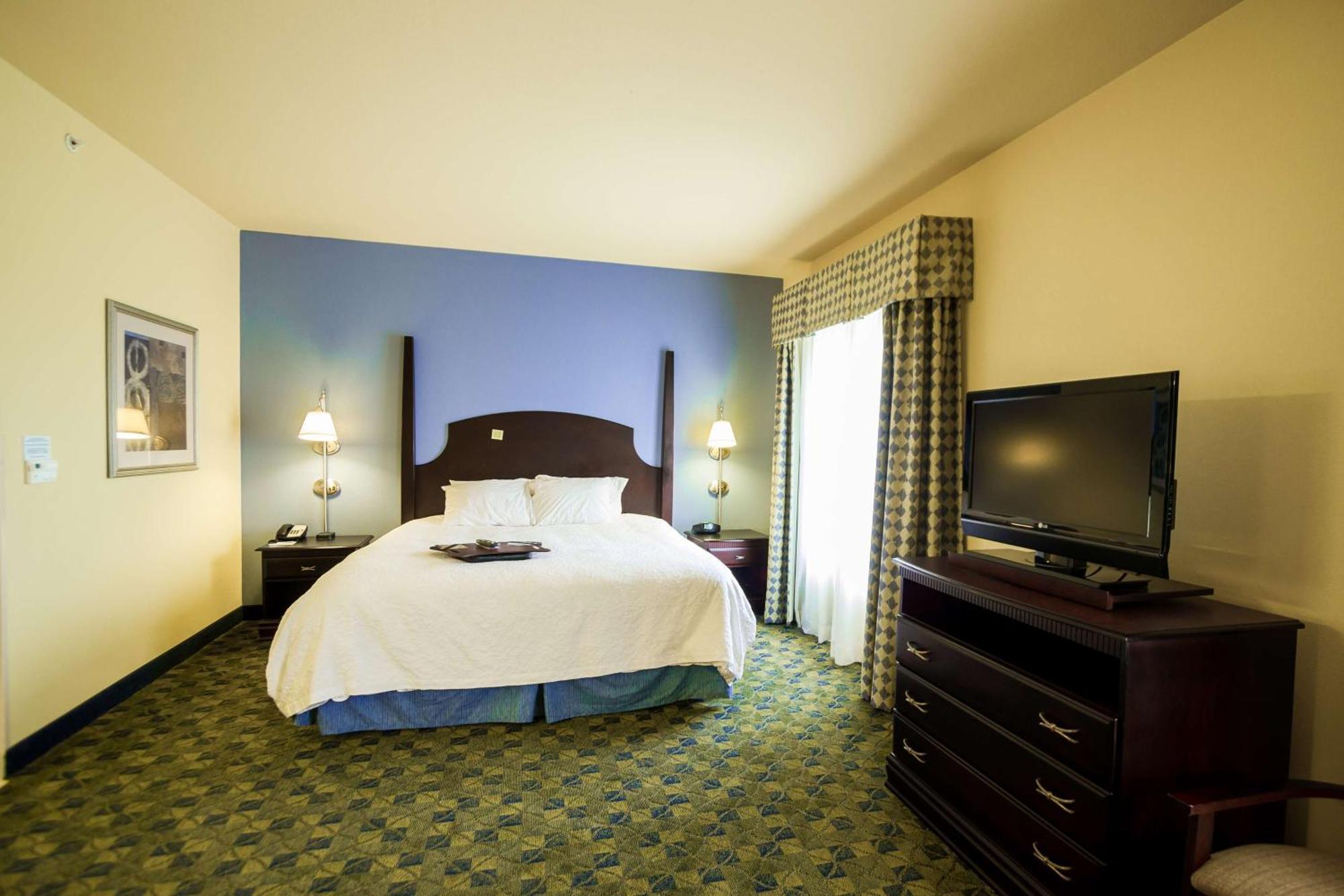 Hampton Inn & Suites Natchez Bagian luar foto