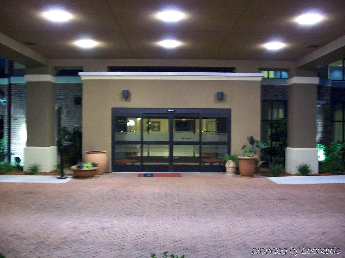 Hampton Inn & Suites Natchez Bagian luar foto